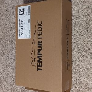 TWO TEMPUR-Neck™ Pillows